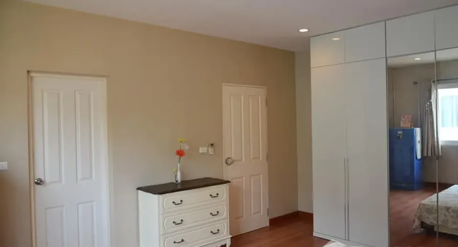 Casa en venta de 3 habitaciones en Pak Kret, Nonthaburi