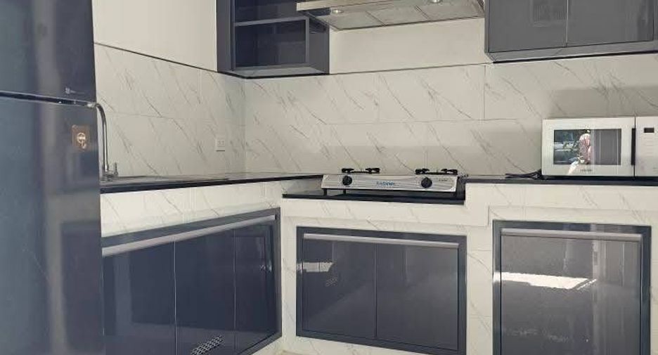 For rent 4 bedrooms house in Mueang Nonthaburi, Nonthaburi