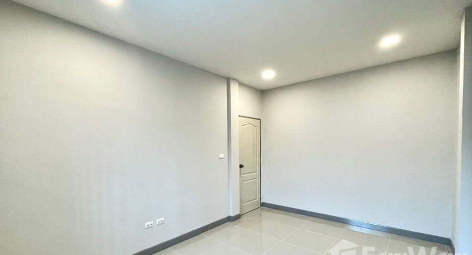For sale 3 bedrooms townhouse in Bang Yai, Nonthaburi