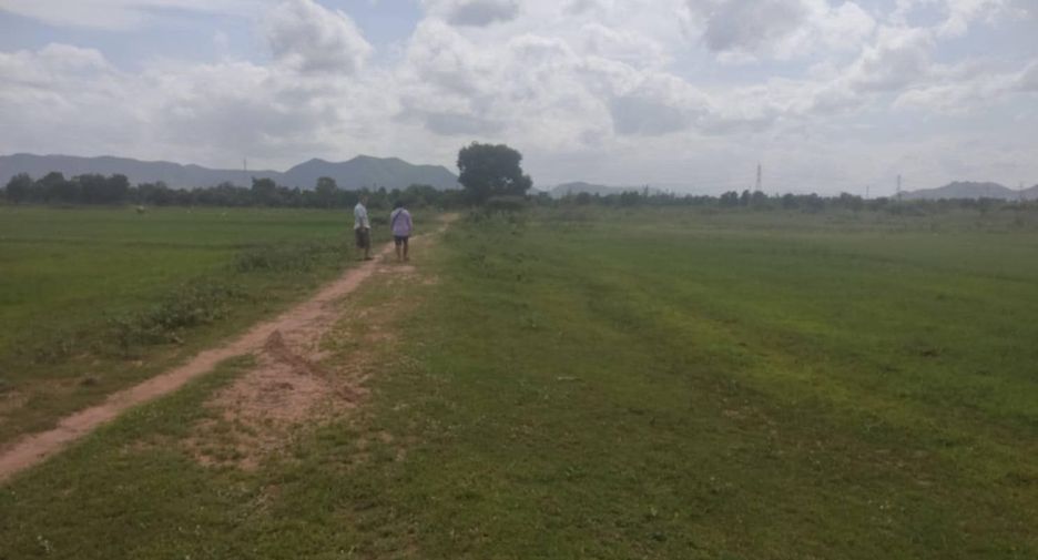 For sale land in Tha Yang, Phetchaburi