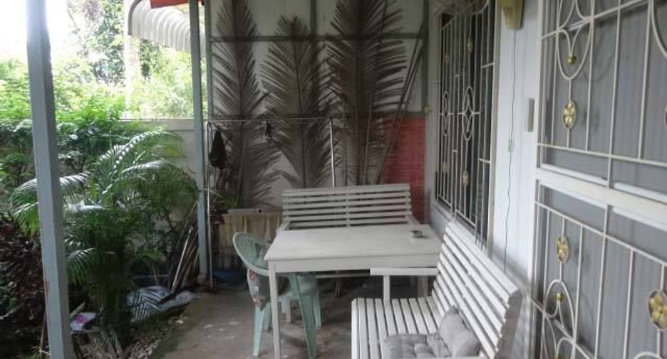 Casa adosada en venta de 3 habitaciones en Bang Bua Thong, Nonthaburi