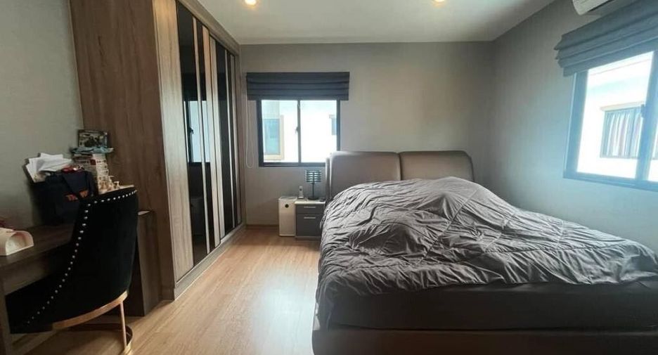 For rent 4 bedrooms house in Pak Kret, Nonthaburi