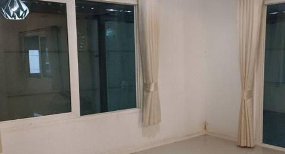 À vendre 4 chambres maison à Bang Kruai, Nonthaburi