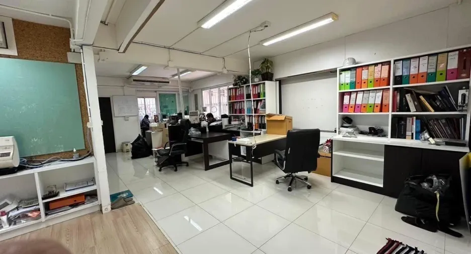 出售 公寓 独立屋 在 Mueang Nonthaburi, Nonthaburi