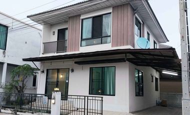 Haus zum Kauf mit 4 Zimmer in Bang Kruai, Nonthaburi