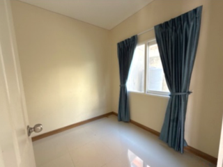 For sale 3 bedrooms townhouse in Mueang Samut Sakhon, Samut Sakhon