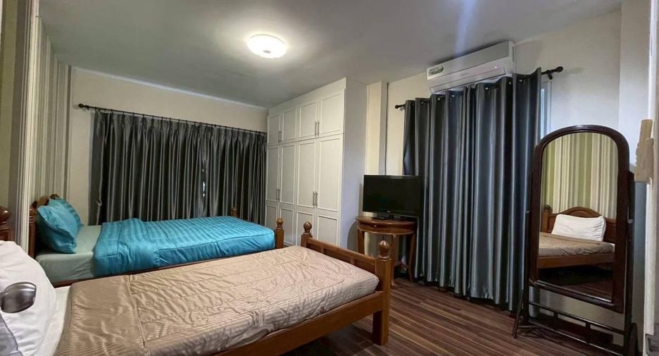 Haus zum Kauf mit 5 Zimmer in Bang Lamung, Chonburi