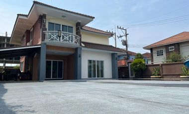 Haus zum Kauf mit 5 Zimmer in Bang Lamung, Chonburi