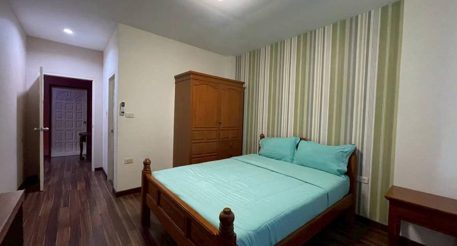 Haus zum Kauf mit 5 Zimmer in Bang Lamung, Chonburi