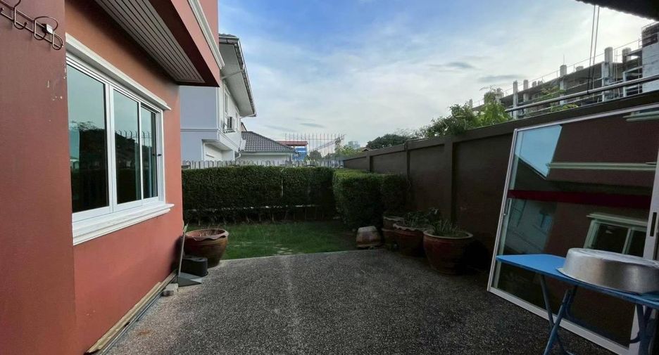 Haus zum Kauf mit 5 Zimmer in Bang Lamung, Chonburi