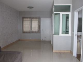 For sale 4 bedrooms townhouse in Bang Khun Thian, Bangkok