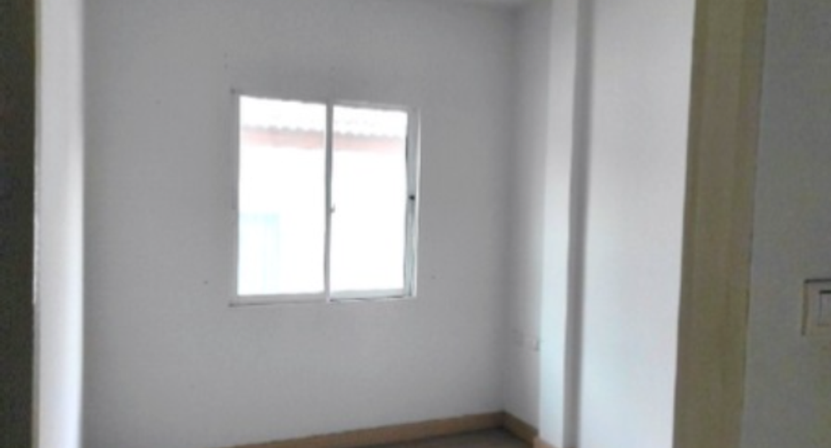 For sale 3 bedrooms townhouse in Pluak Daeng, Rayong