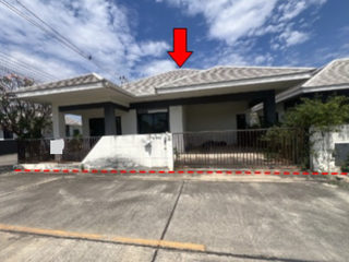 For sale 3 bedrooms house in Mueang Nakhon Ratchasima, Nakhon Ratchasima