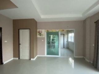For sale 4 bedrooms house in Mueang Nakhon Ratchasima, Nakhon Ratchasima