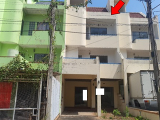 Reihenhaus zum Kauf mit 4 Zimmer in Si Racha, Chonburi