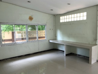 For sale 4 bedrooms house in Mueang Nakhon Ratchasima, Nakhon Ratchasima