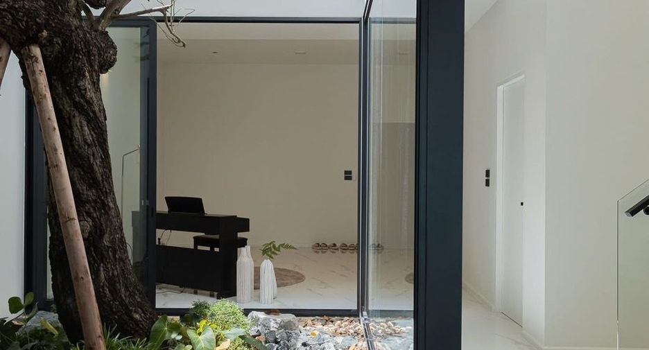 Villa en venta y en alquiler de 5 habitaciones en Hang Dong, Chiang Mai