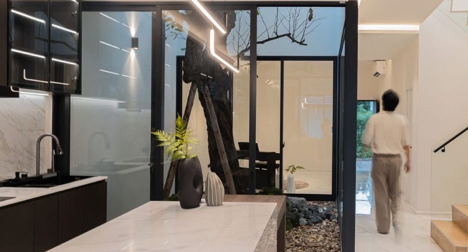 Villa en venta y en alquiler de 5 habitaciones en Hang Dong, Chiang Mai