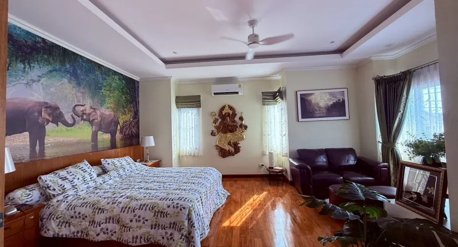 For sale 3 bedrooms house in Hang Dong, Chiang Mai