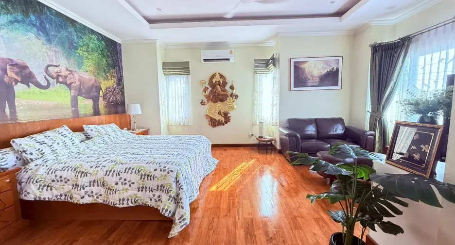 For sale 3 bedrooms house in Hang Dong, Chiang Mai