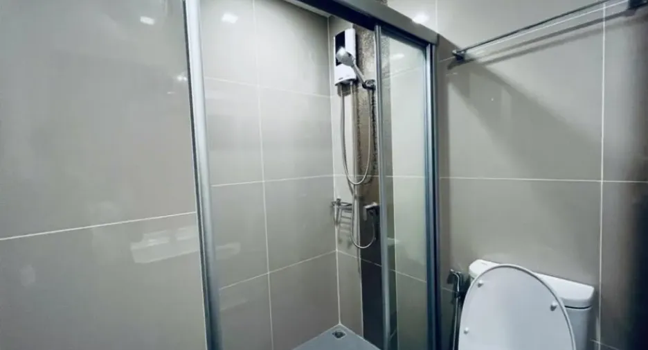 For rent 1 bed condo in Huai Khwang, Bangkok