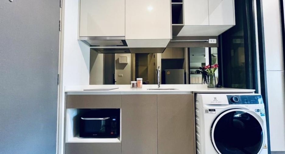 For rent 1 Beds condo in Huai Khwang, Bangkok