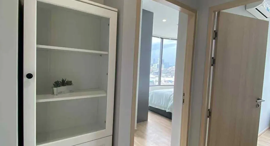 For rent 2 bedrooms condo in Bang Na, Bangkok