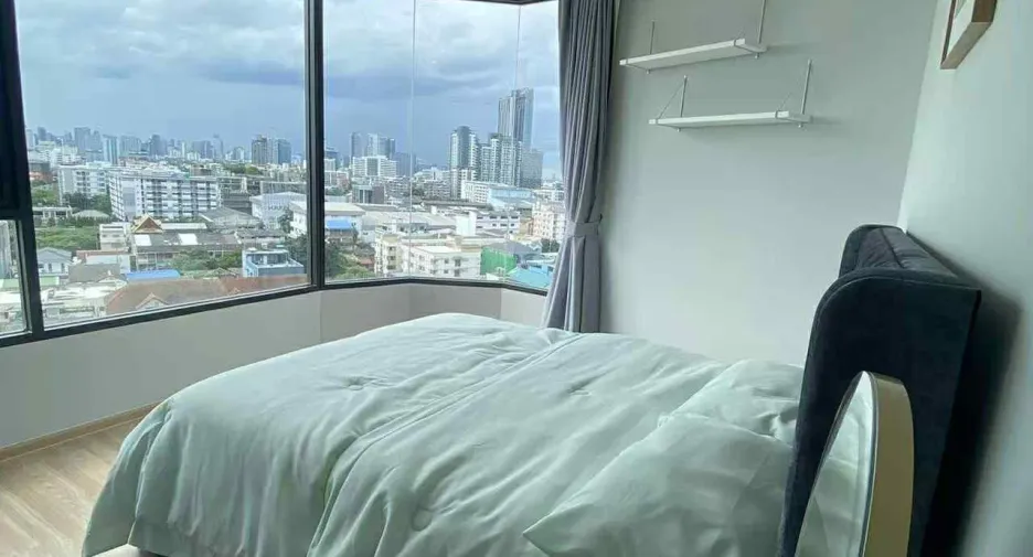For rent 2 bedrooms condo in Bang Na, Bangkok