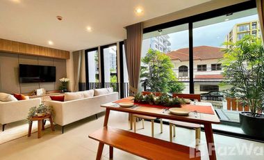 For rent 2 bedrooms condo in Pathum Wan, Bangkok