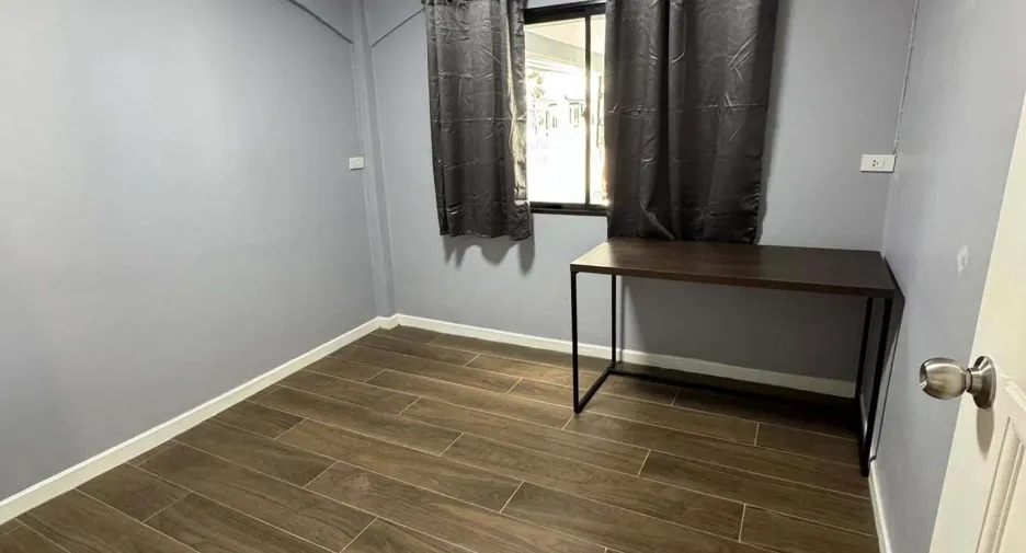 For rent 3 bedrooms house in Mueang Samut Prakan, Samut Prakan