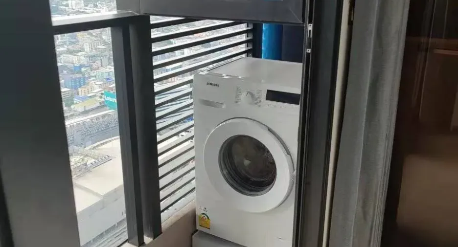 For rent studio condo in Huai Khwang, Bangkok