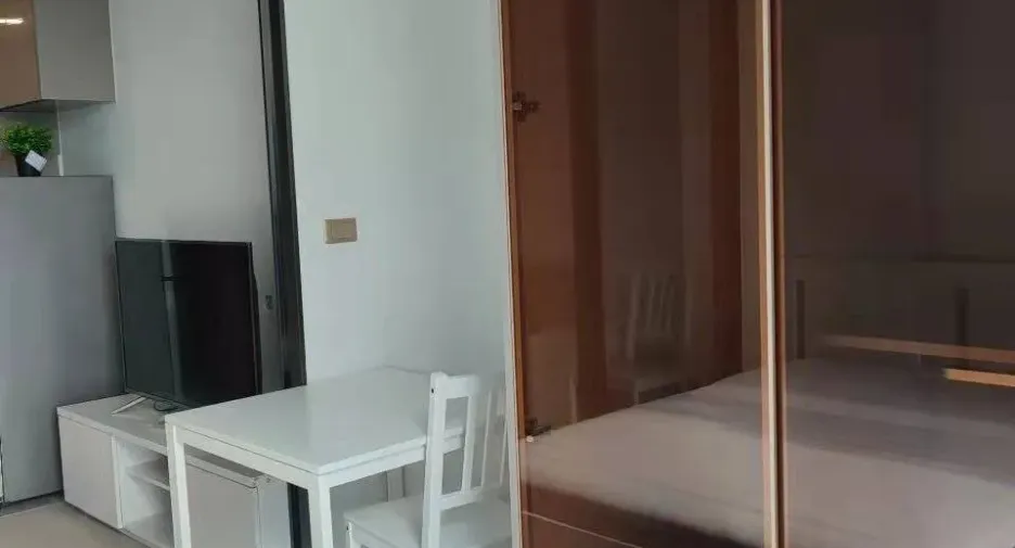 For rent studio condo in Huai Khwang, Bangkok