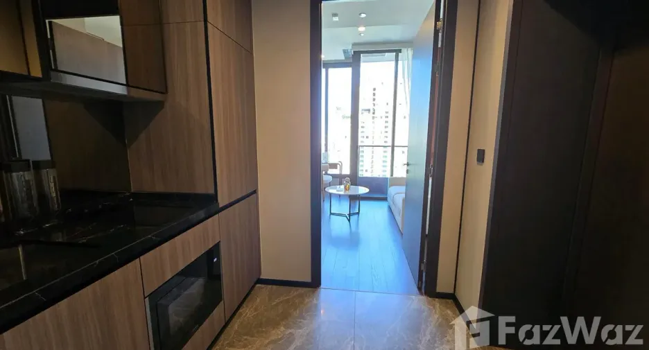 For rent 1 bed condo in Watthana, Bangkok