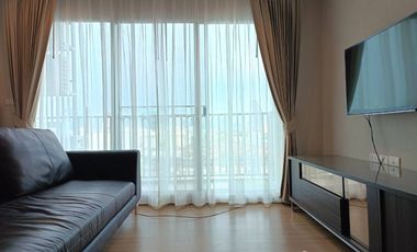 For rent 2 bedrooms condo in Yan Nawa, Bangkok