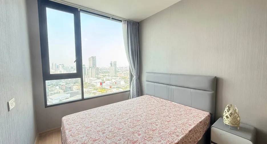 Condo en alquiler de 1 habitaciones en Bang Na, Bangkok