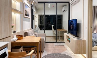 For rent 1 bed condo in Khlong Toei, Bangkok