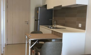 Wohnung zur Miete mit 1 Zimmer in Huai Khwang, Bangkok