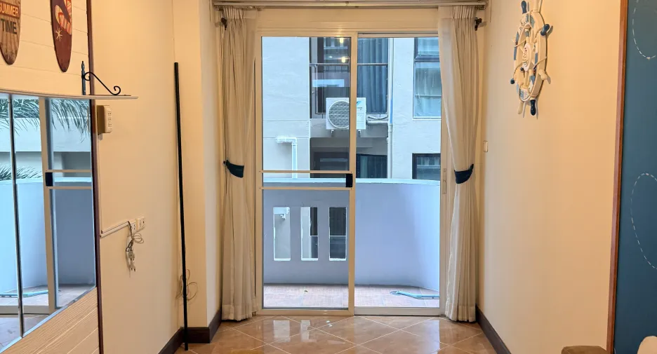 For rent 1 bed apartment in Khlong Toei, Bangkok