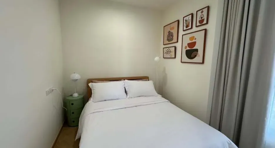 For rent 2 bedrooms condo in Thon Buri, Bangkok