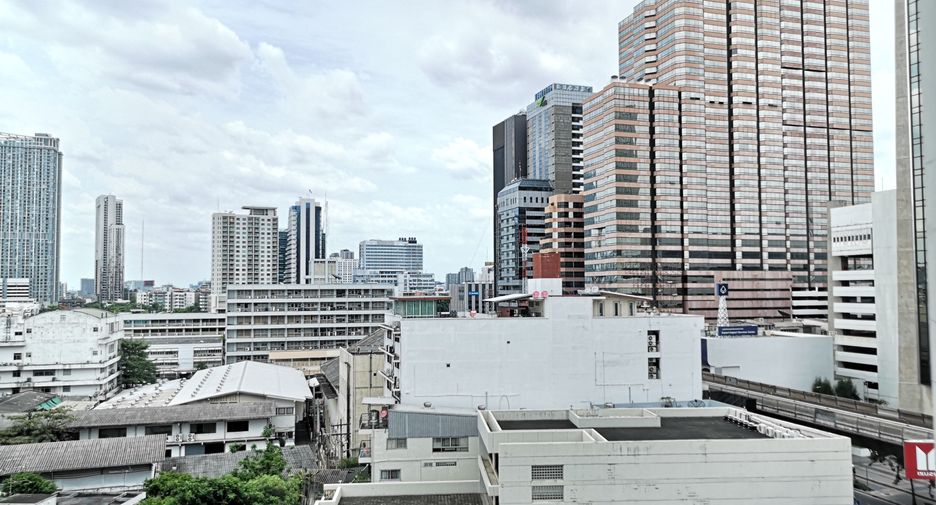 Condo en alquiler de 1 habitaciones en Phaya Thai, Bangkok