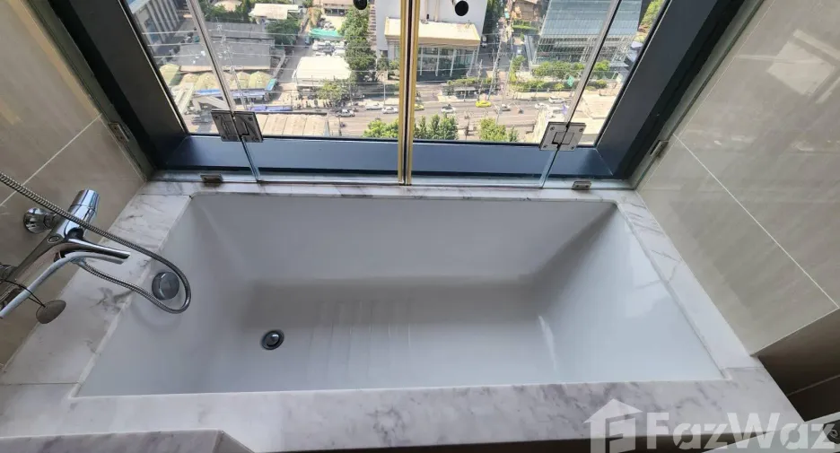 Condo en alquiler de 2 habitaciones en Watthana, Bangkok