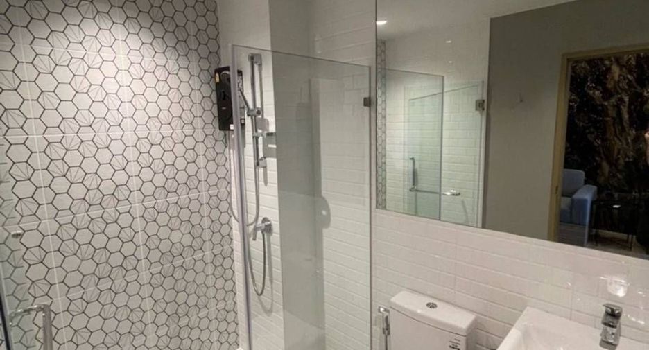 For rent 2 bedrooms condo in Chom Thong, Bangkok
