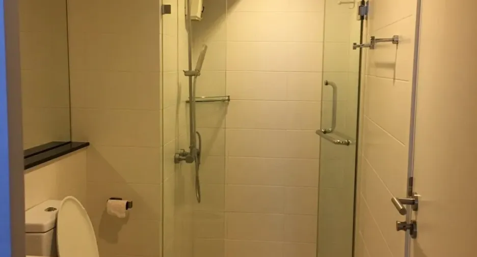 For rent 1 bed condo in Bang Rak, Bangkok