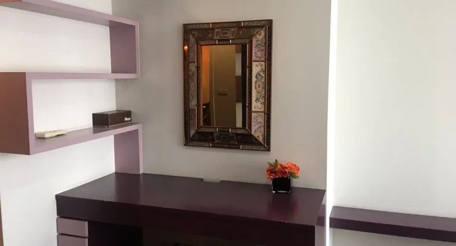 For rent 1 bed condo in Bang Rak, Bangkok