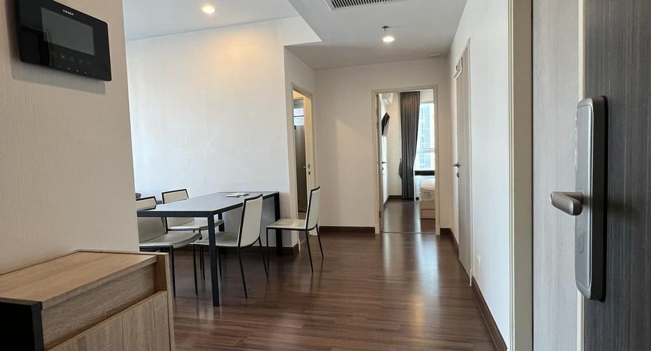 Condo en alquiler de 2 habitaciones en Bang Kho Laem, Bangkok