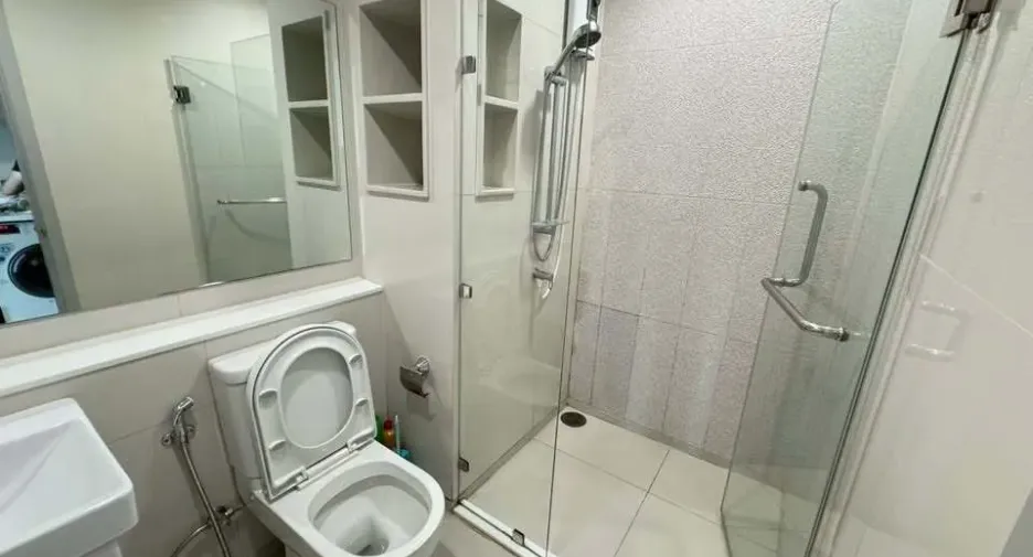 For rent studio condo in Phra Khanong, Bangkok