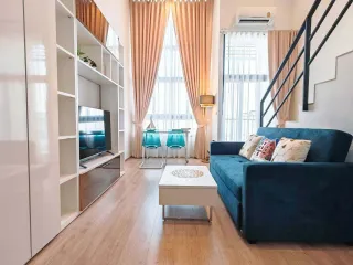 Condo en alquiler de 1 habitaciones en Huai Khwang, Bangkok