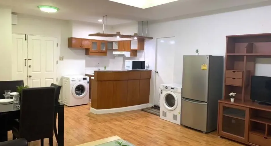 ให้เช่า 2 ห้องนอน คอนโด ใน วัฒนา, กรุงเทพฯ
