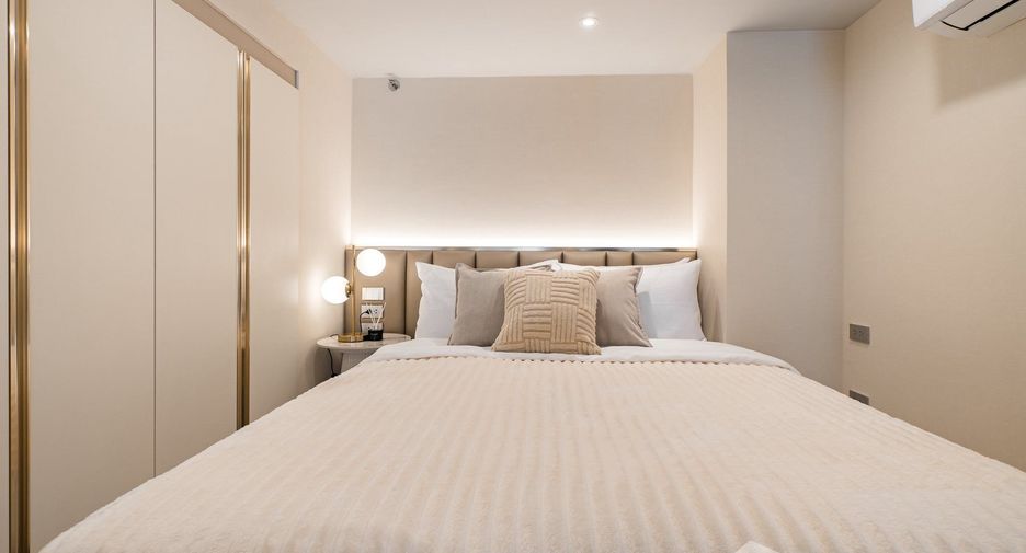 For rent 1 bed condo in Bang Rak, Bangkok