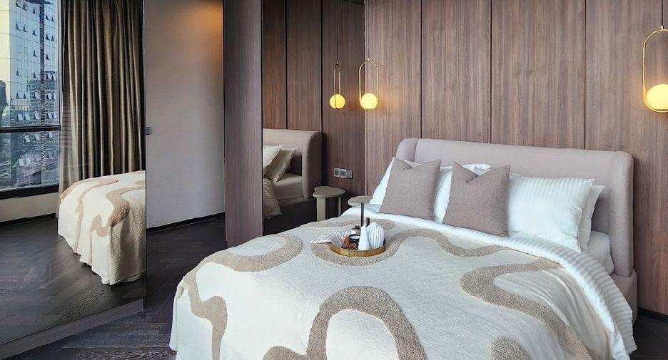 For rent 2 bedrooms condo in Khlong Toei, Bangkok